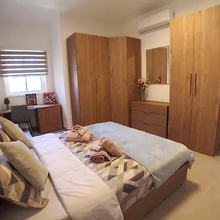 New Modern Two Double Bedroom Apartman *