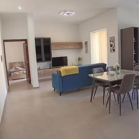 New Modern Two Double Bedroom St. Paul's Bay